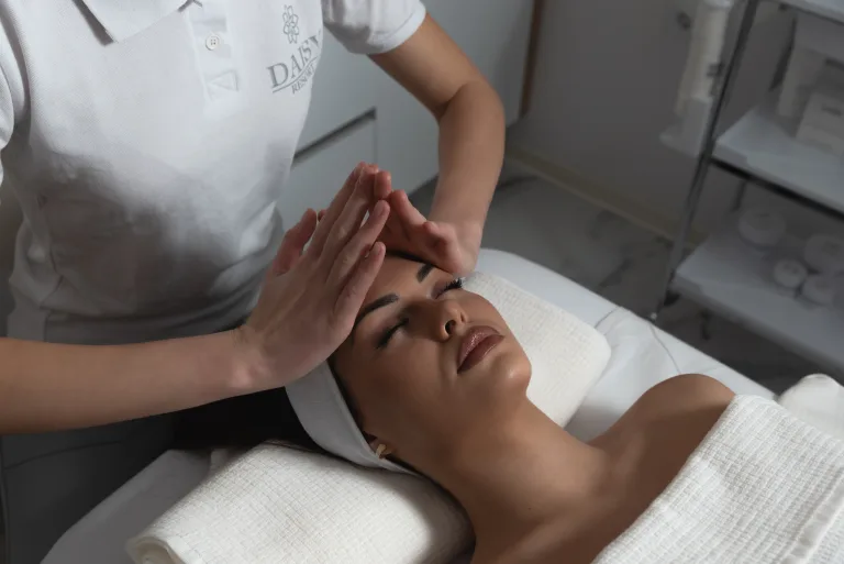 Equilibre nourissant tretman lica (60 min)